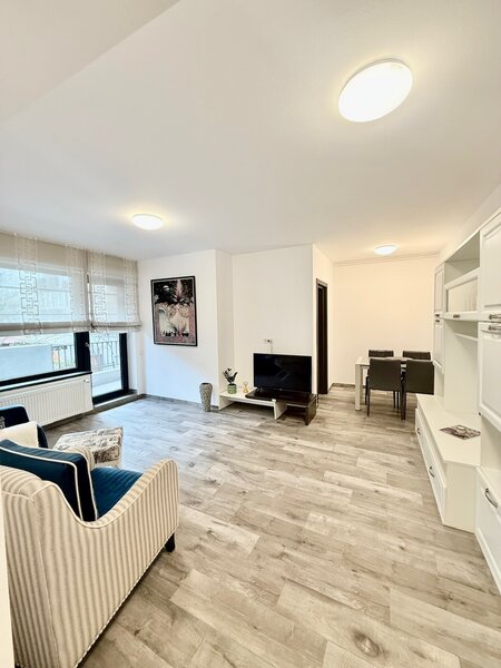 13 Septembrie, Unirii, mobilat, utilat, ca Nou! Apartament 2 camere + Boxa